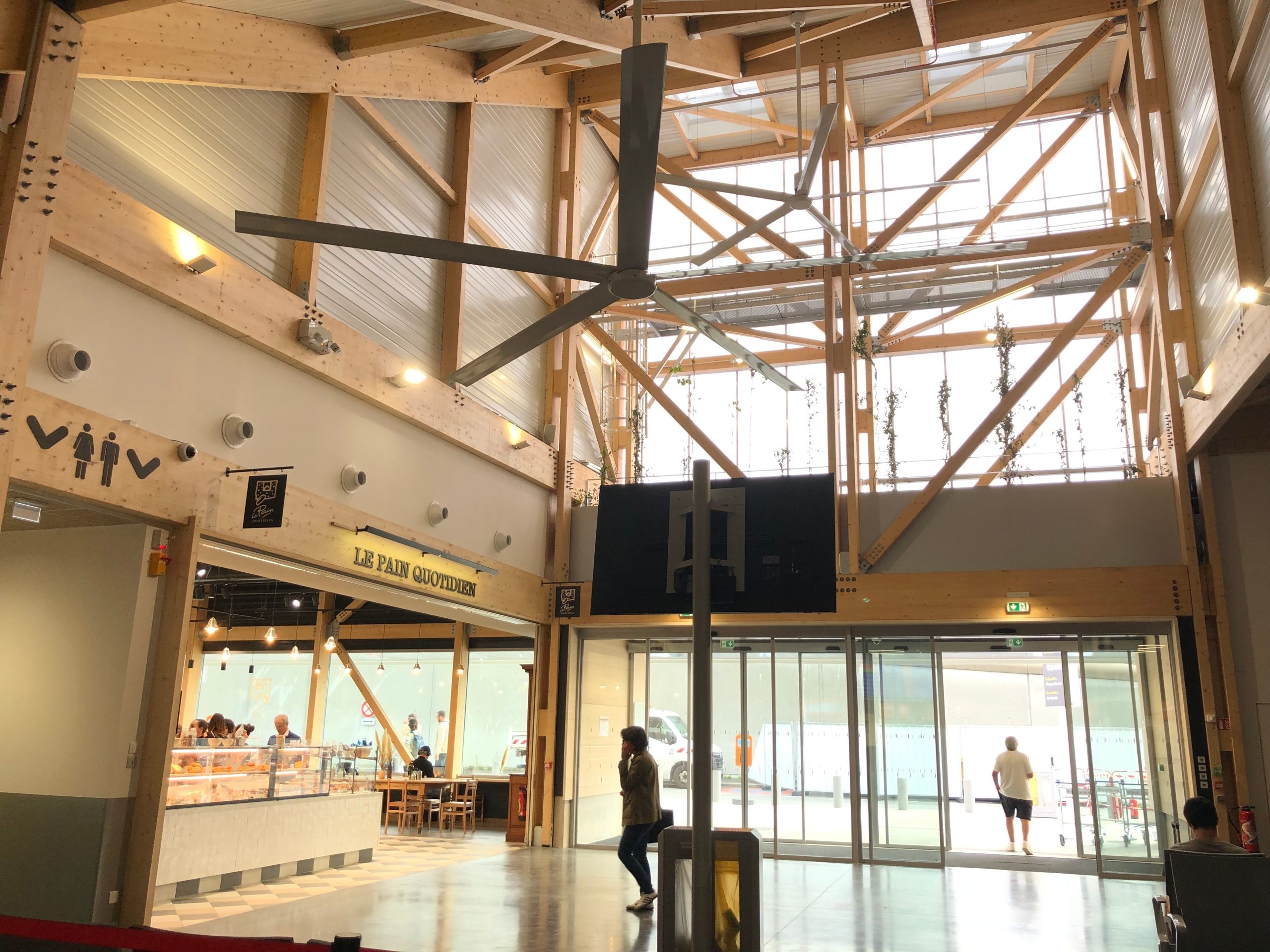 Aéroport Bordeaux-Mérignac terminal billi