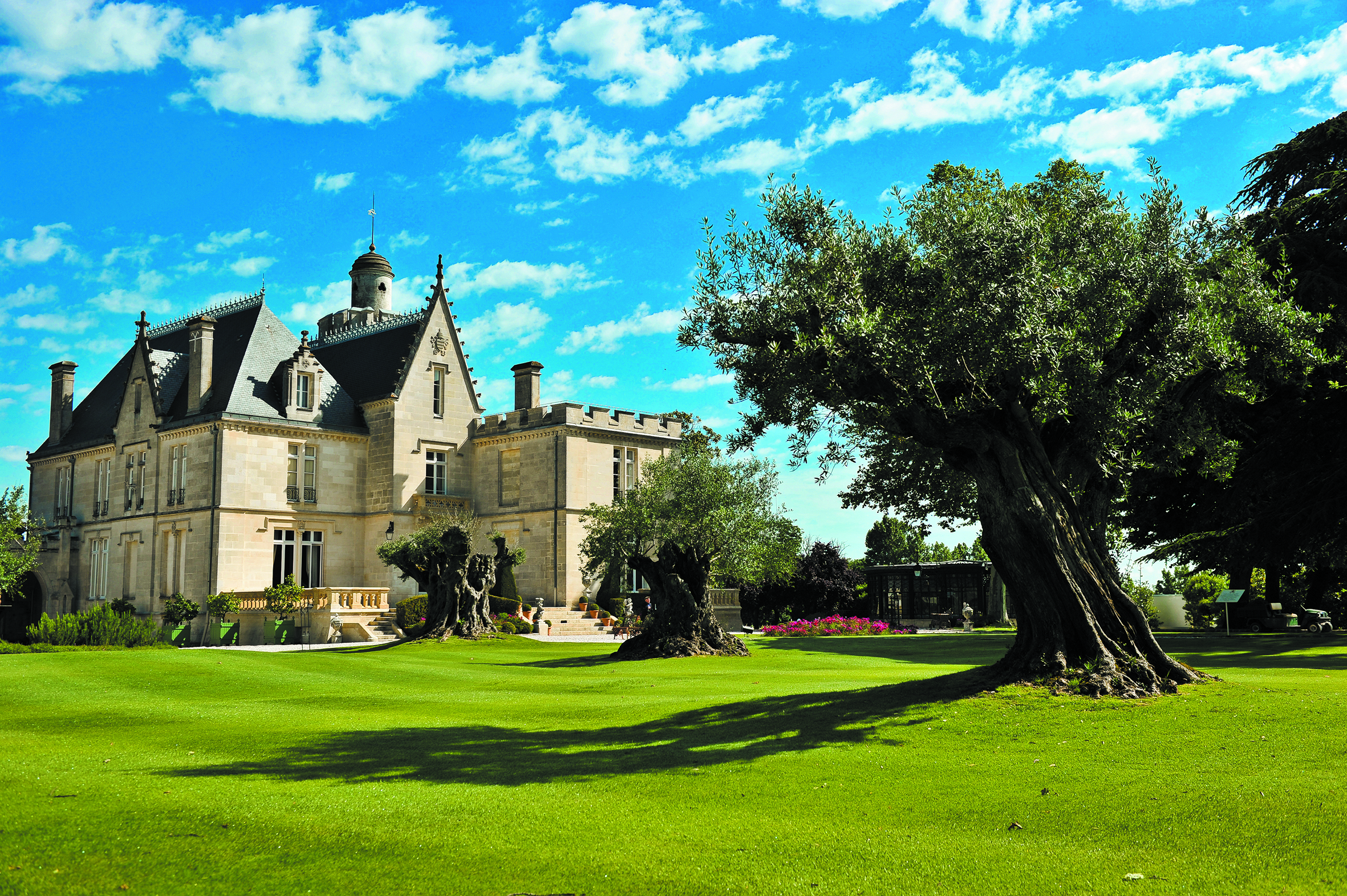 Bernard Magrez, Château Pape Clément