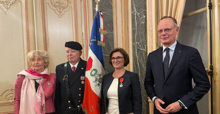 Illustration de l'article Nouvelle-Aquitaine : Édouard Philippe remet à Delphine Sabatey l’insigne de Chevalier de la Légion d’honneur