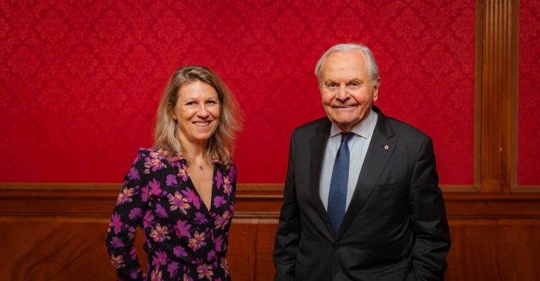 Illustration de l'article Bernard Magrez (Château Pape Clément) soutient la fondation Bergonié