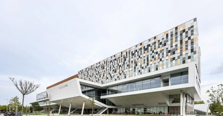 Illustration de l'article Talence : rendez-vous le 19 mars pour la 9e édition de Dataquitaine