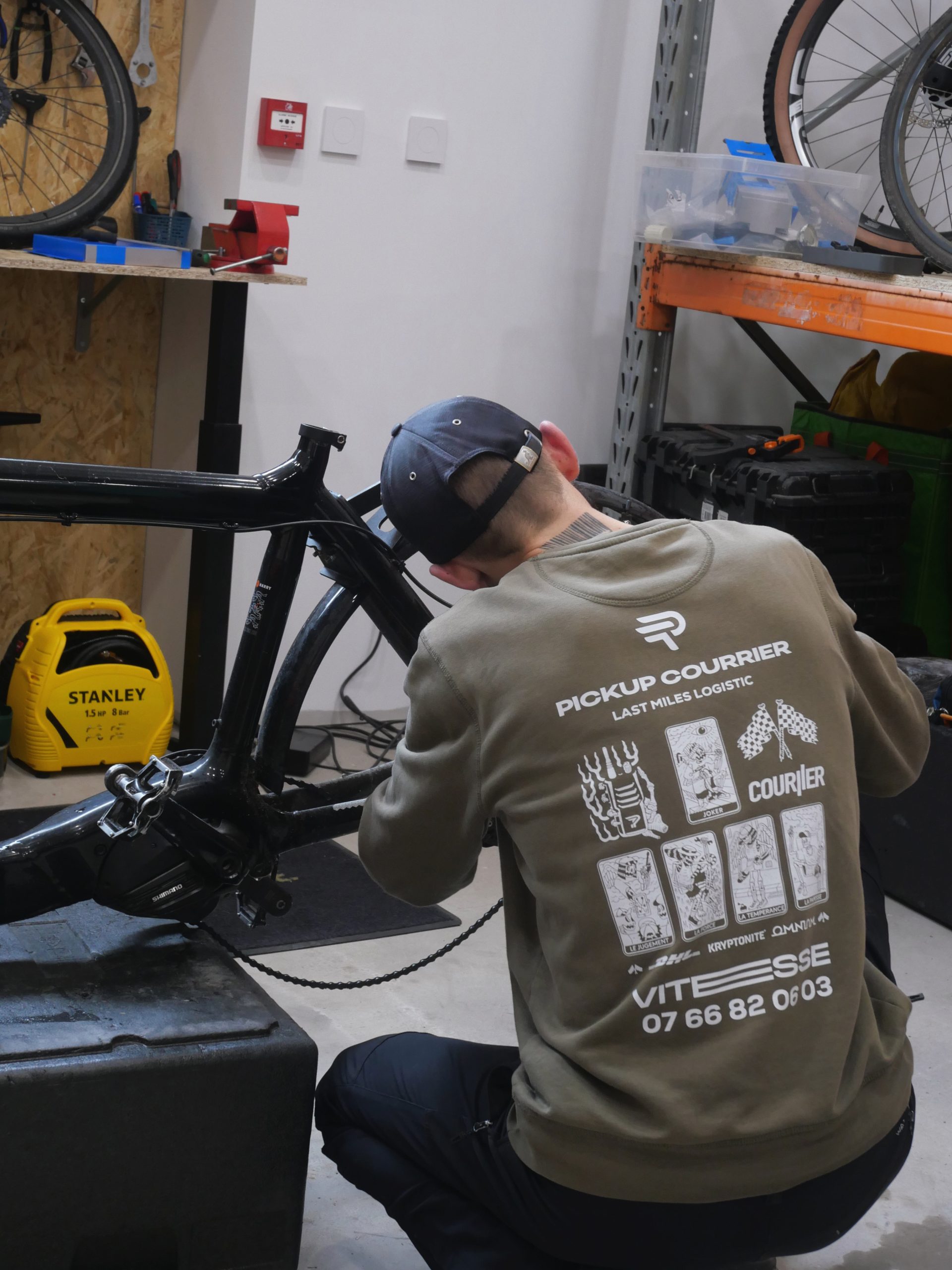 Chirine Chatila, Pickup Courrier