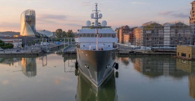 Illustration de l'article Bordeaux : Hynaval installe son chantier naval aux Bassins à Flot