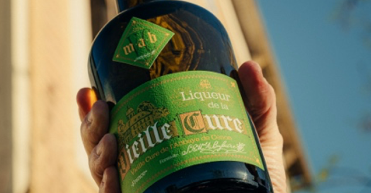Illustration de l'article Moon Harbour relance la liqueur bordelaise Vieille Cure verte